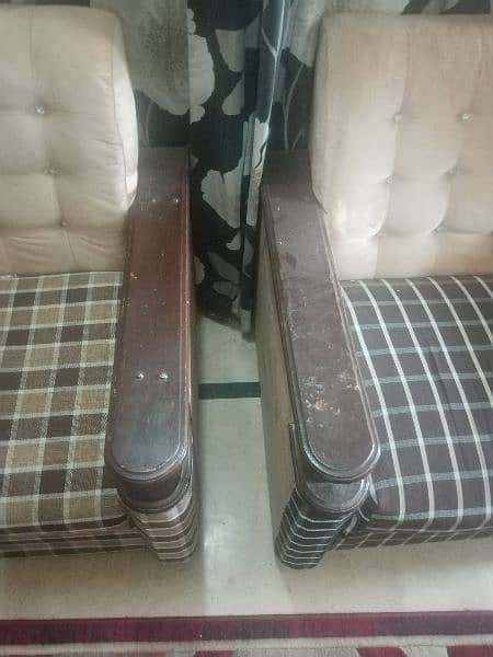 5 sitter sofa set for good condition 5