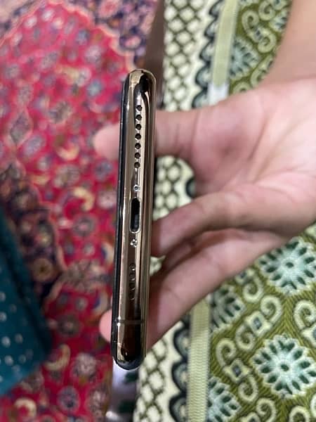 IPhone XS Max 256 GB PTA approved 2