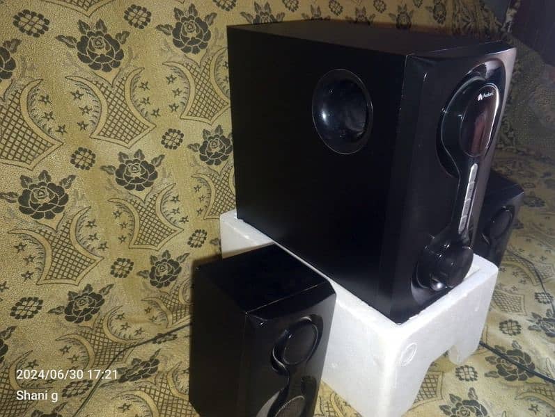 audionic vision 20+for sale 1
