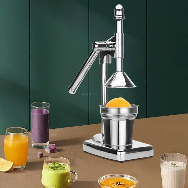 Manual Juicer, Stainless  Presser With Stainless Steel Cup 2
