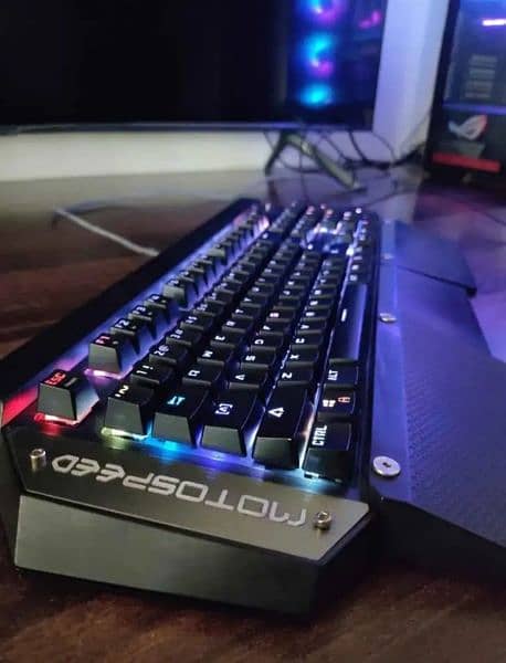 Motospeed Mechanical RGB keyboard 1