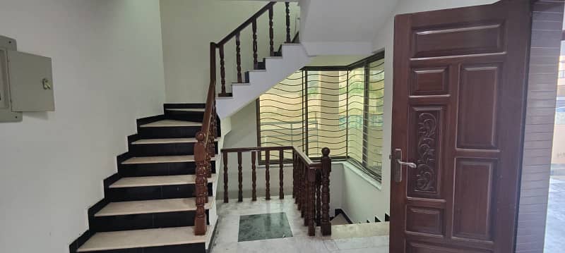 24 Marla 3 Story House With Basement Available For Rent, 9 Bed Room With attached Bath, Drawing Dinning, 3 Kitchen, 3 T. V lounge, Servant Quarter On Top With attached Bath 2
