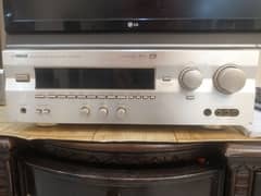 Yamaha DSP 595a Amplifer 0