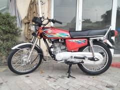 Honda 125 lush condshion arjent for sale all documents clear