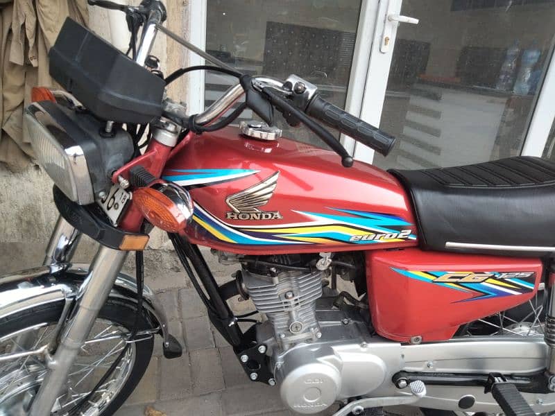 Honda 125 lush condshion arjent for sale all documents clear 1