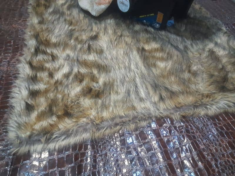new faux fur  bedsheet for sale 1