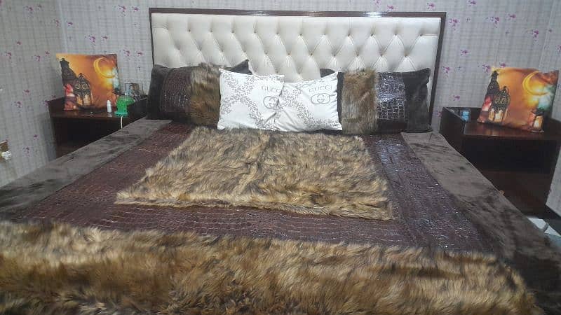 new faux fur  bedsheet for sale 3