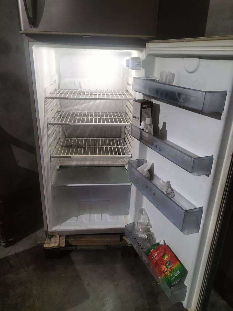 Best Colling freezer and fridge 3