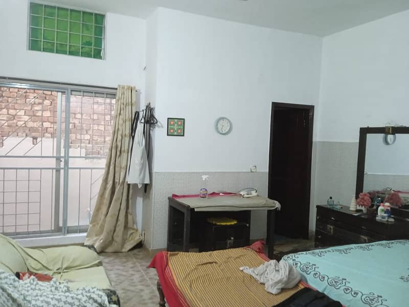10 Marla Single Storey House for sale in Ali Park Ext Block H 3