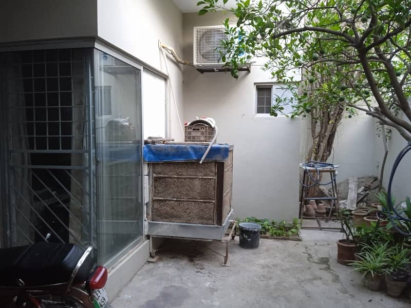 10 Marla Single Storey House for sale in Ali Park Ext Block H 10