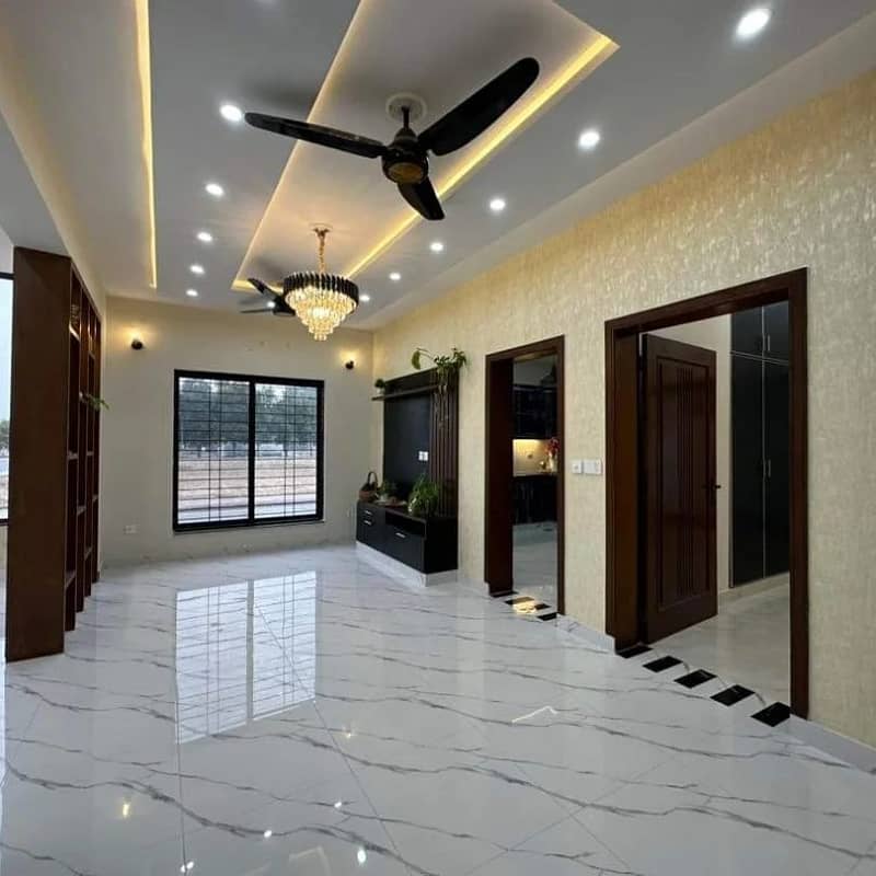 3 YEARS INSTALLMENT PLAN HOUSE PARK VIEW CITY LAHORE FOR SALE 9