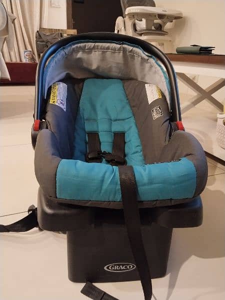 Car Seat - Graco (Snugride 30) 3