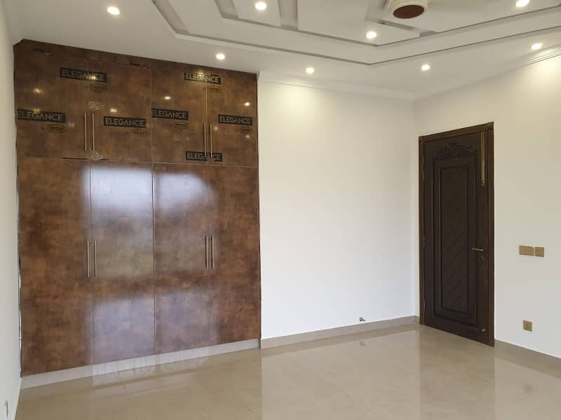 24 Marla Brand New Victorian Design Luxury Upper Portion Available For Rent In Bahria Town Lahore. 14