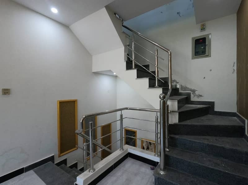Reserve A Centrally Located Prime Location House In New Lahore City 24