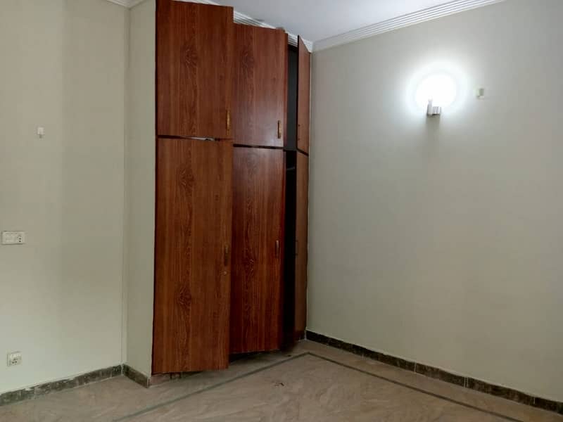 05 Marla Beautiful House For Rent in Johar Town Phase 2 2