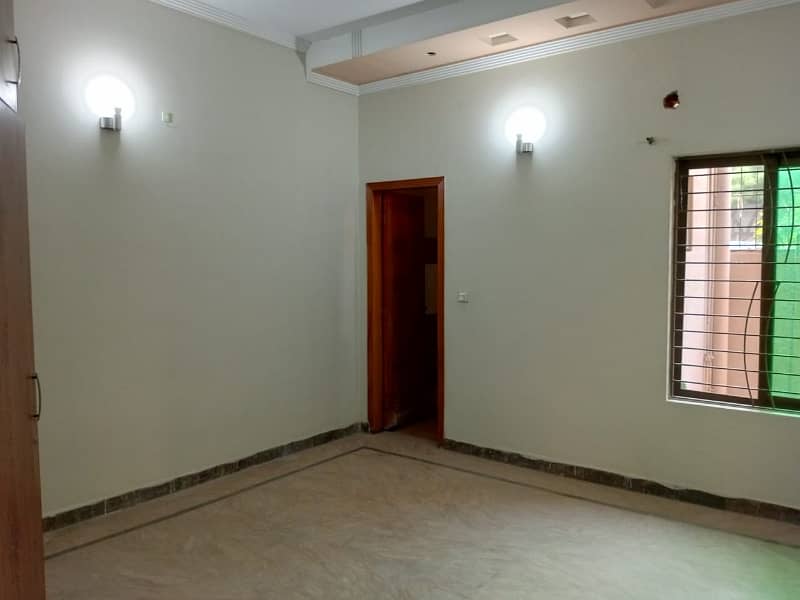 05 Marla Beautiful House For Rent in Johar Town Phase 2 4