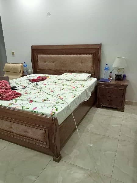 King size size table dresser and sleep well ortho 8 "mattress 2