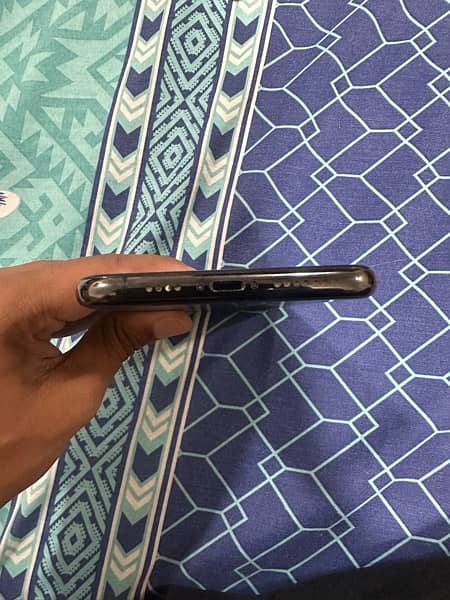 iPhone 11 Pro Max Jv 256gb for sale 3
