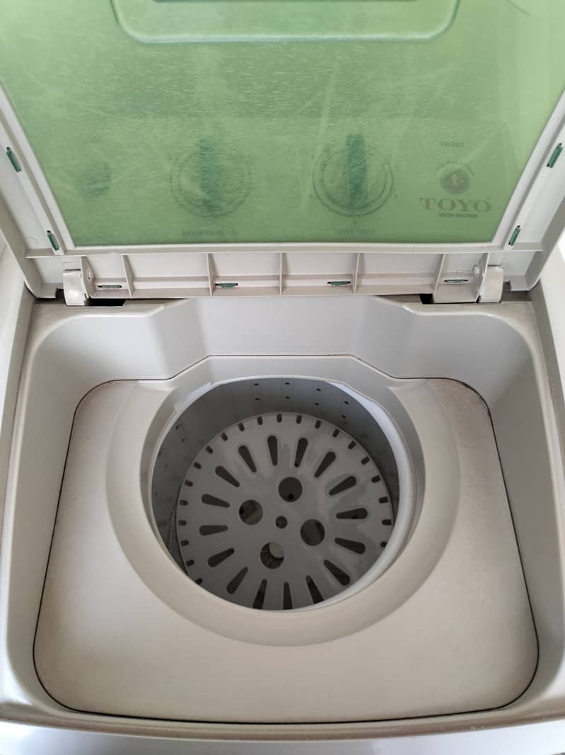 Toyo dryer 10/10 condition 2