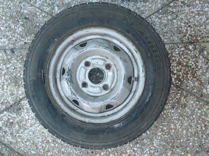 Japanese Stepney 13 inch rim + tyre. 0
