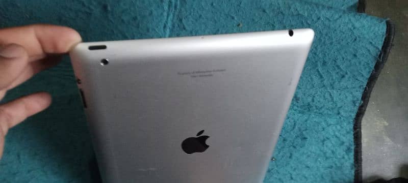 good condition all ok ipad 3 pro 2