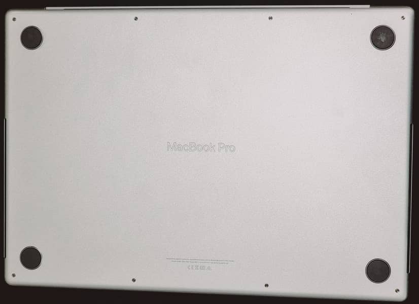 MacBook Pro M1 (2021) 16-inch 16/512GB - Great Condition 4