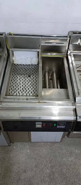 drop fryer 16litre  single basket automatic bylour system pizza oven 1