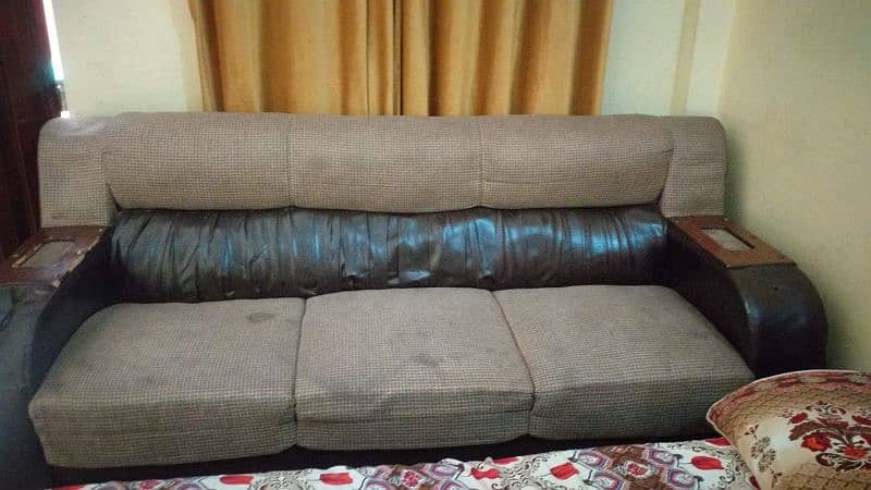 3seater sofa for sale 2