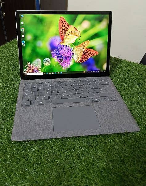 Microsoft surface Laptop 2 i5 8th Generation 2k Touch display 4