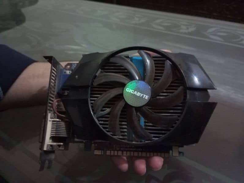 GTX 650 2 GB 0