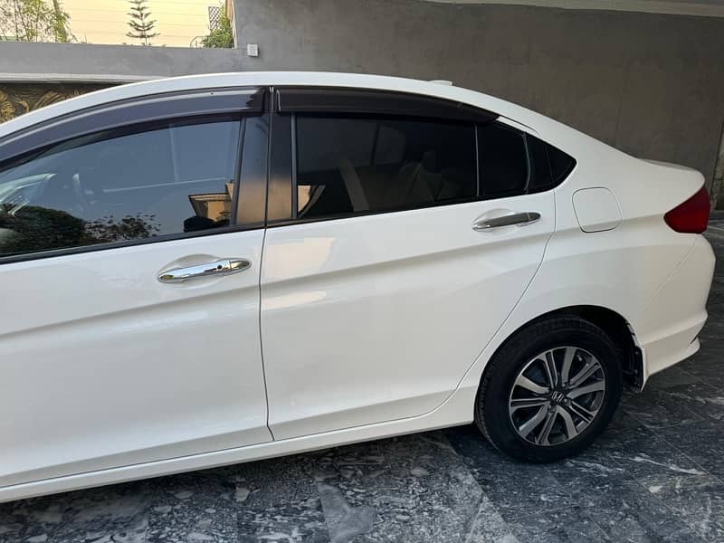 Honda City Aspire 2021 10