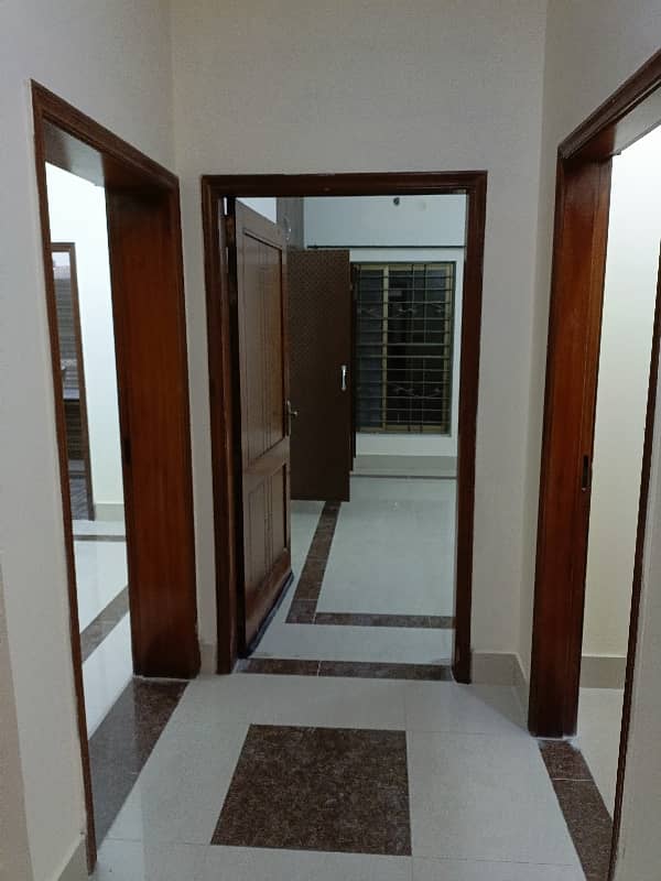 10,Marla Almost Brand New Lower Portion Available For Rent Near Shoukat khanam Hospital 2