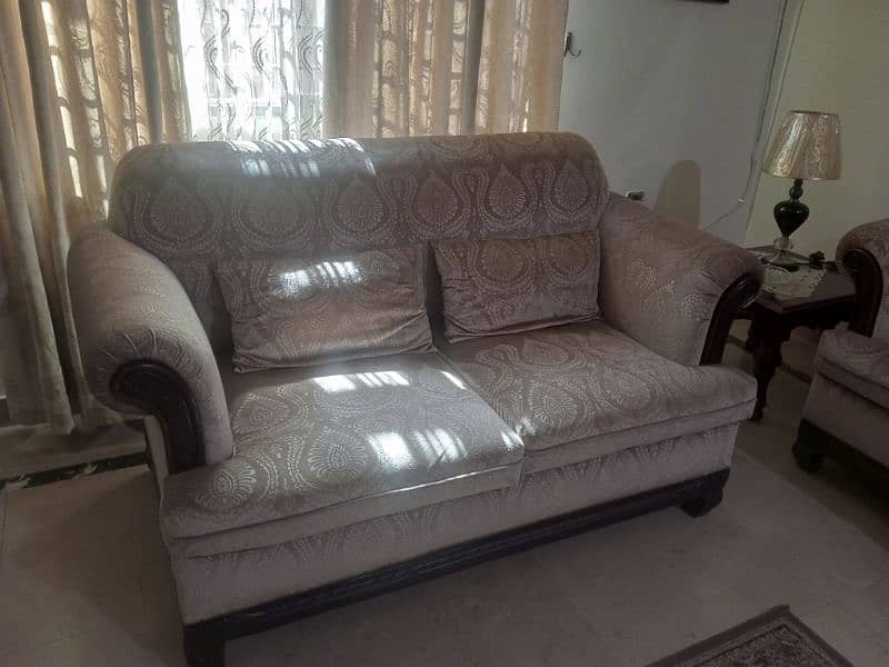 Comfortable  Sofa Set in Excellent Condition 2