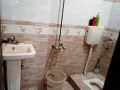 2 Bed Lounge Flat For Sale 0