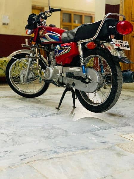 Honda CG 125 Motorcycle 1