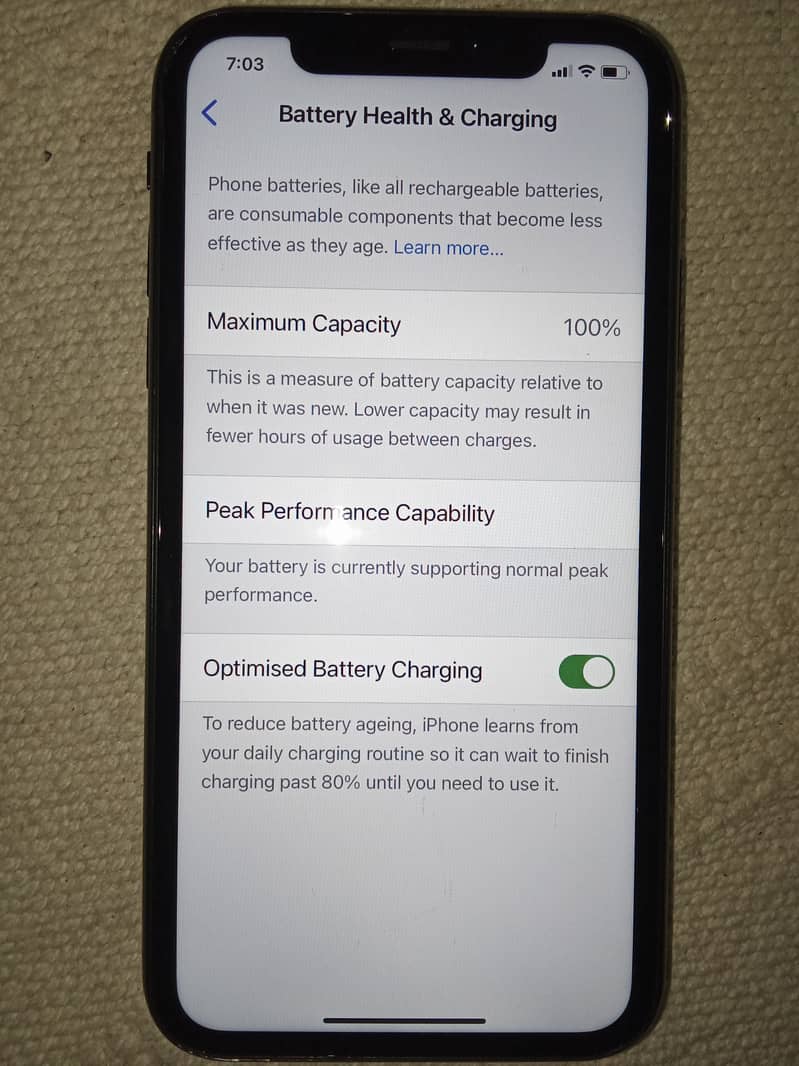 original Iphone XR 100% battery health and sim working 2