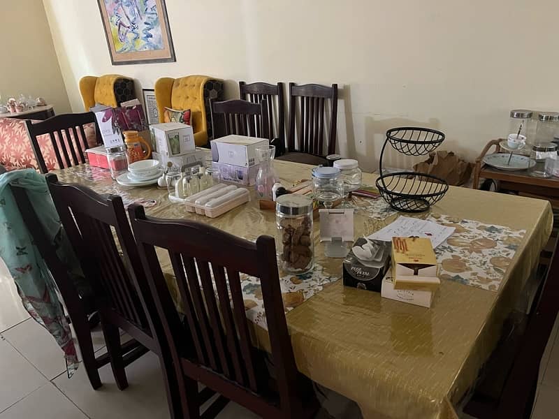 dinning table with 8 chairs 1