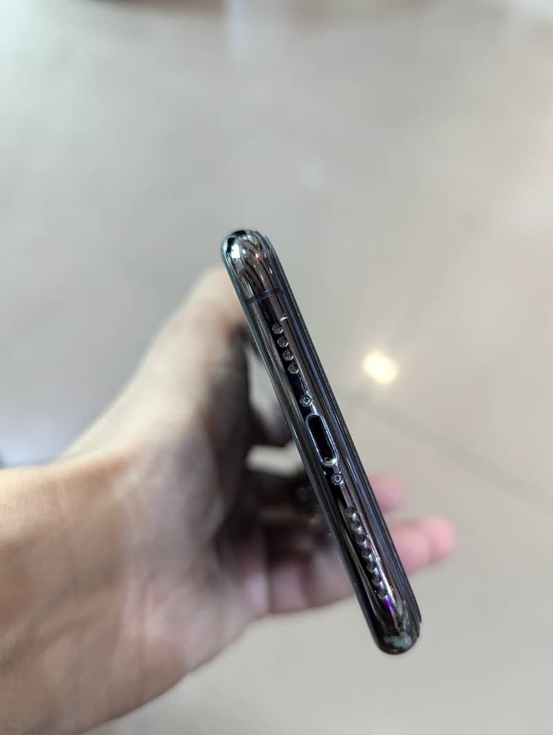 iphone xs max 3