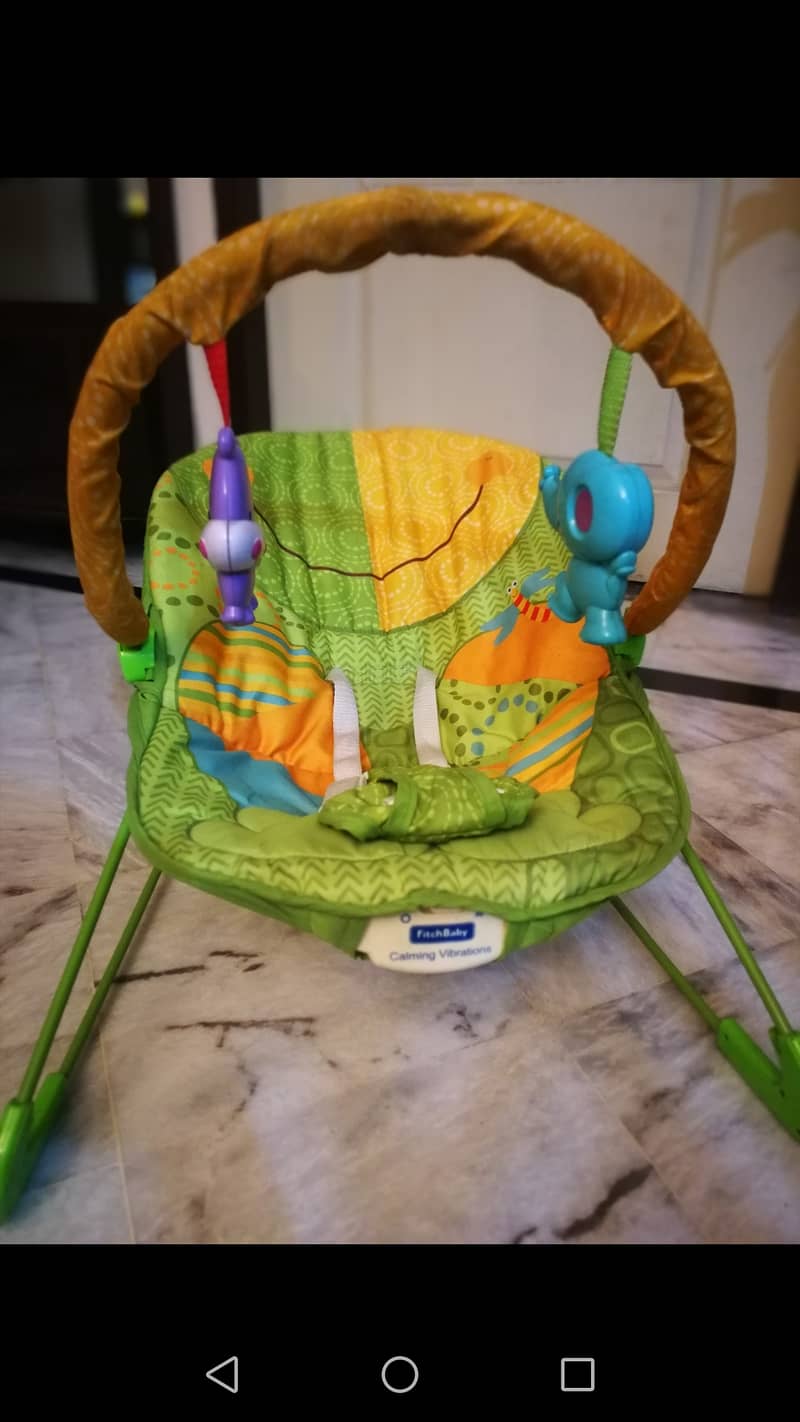 Baby bouncer for urgent sale 1