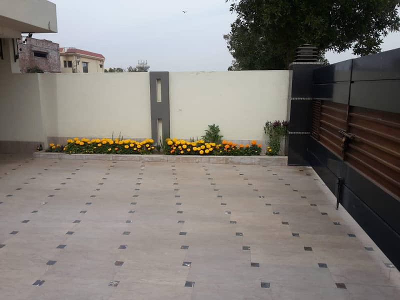1 Kanal Luxury Furnished house available for rent in Gulbahar Block Bahria town Lahore 15