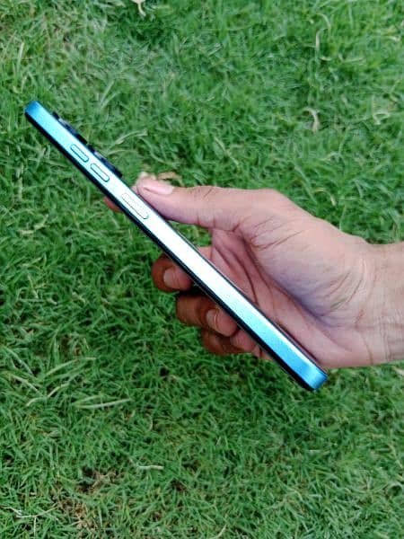 tecno spark 10 . . . 8/128 blue shine 1