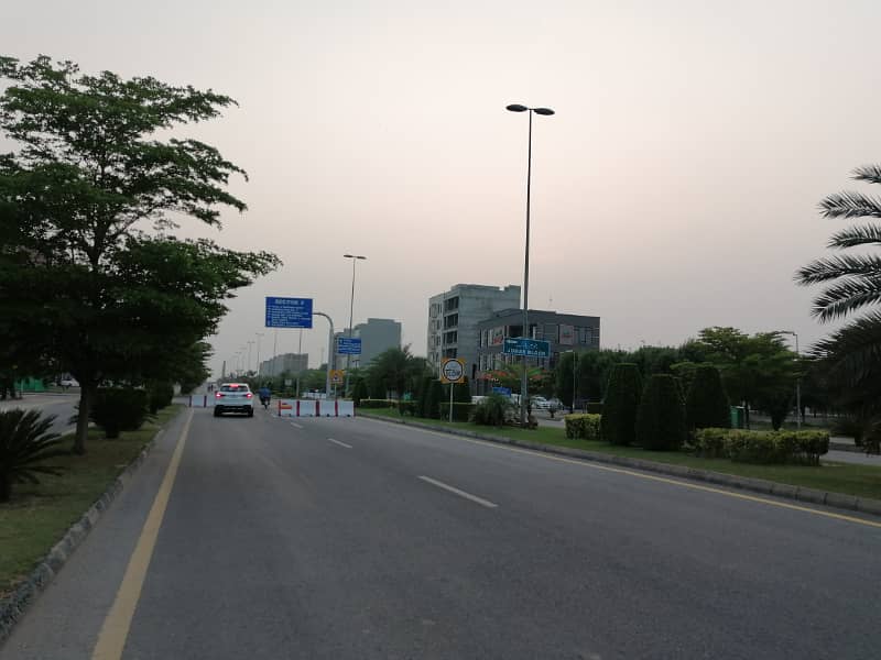 2250 Square Feet Residential Plot For Sale In Beautiful Bahria Town - Quaid Block 11