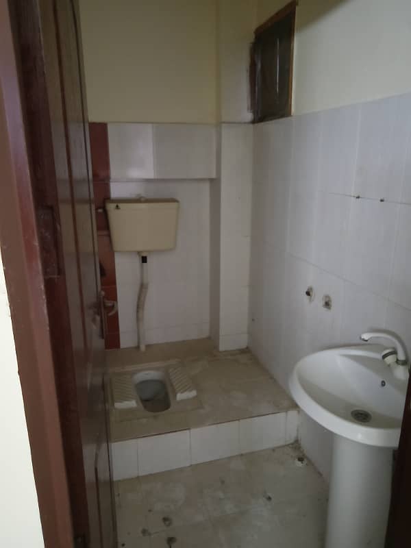 2 Bed Lounge Flat For Sale 7