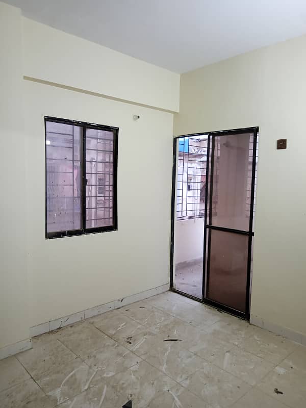 2 Bed Lounge Flat For Sale 8