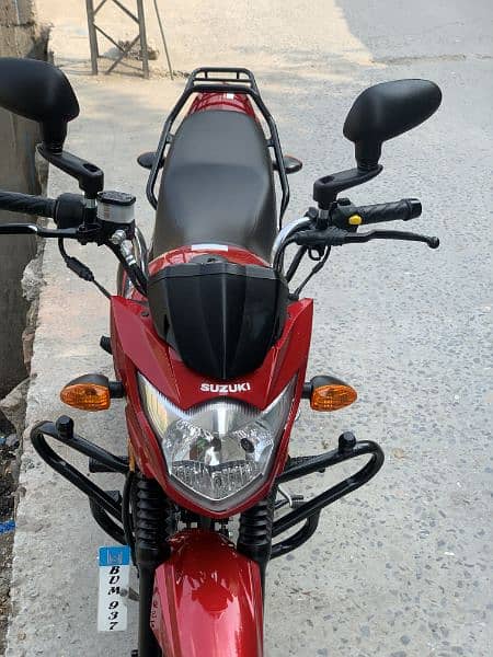 SUZUKI GR 150 2022 NEW CONDITION 3