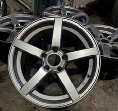 17 inches Alloy rim 0