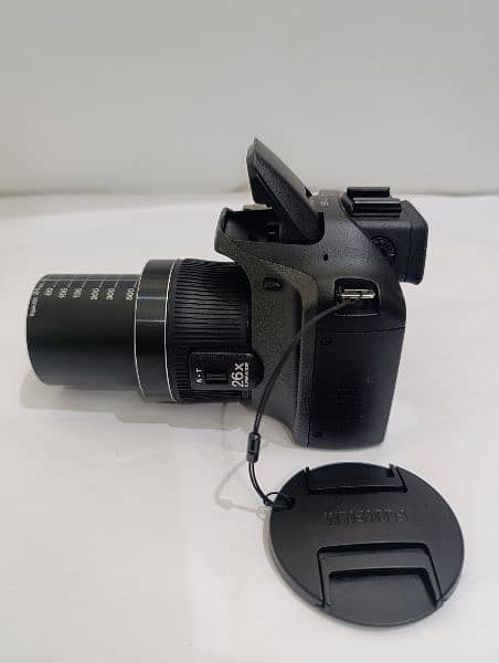 Semi DSLR camera 3