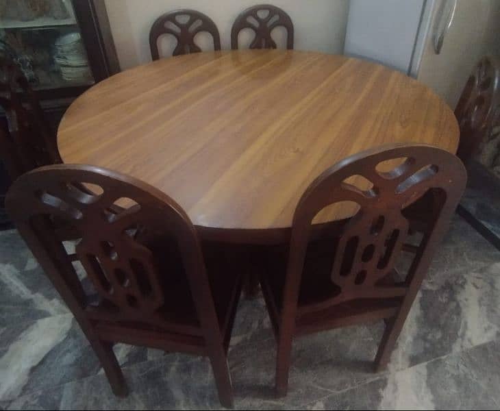 Dining table with 6 chairs 0