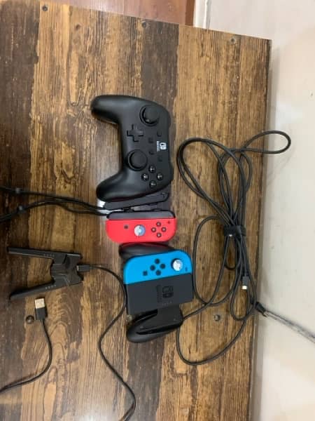 switch v2 with accessories 2