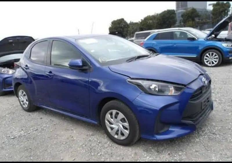 Toyota Yaris hatchback top of the line 14